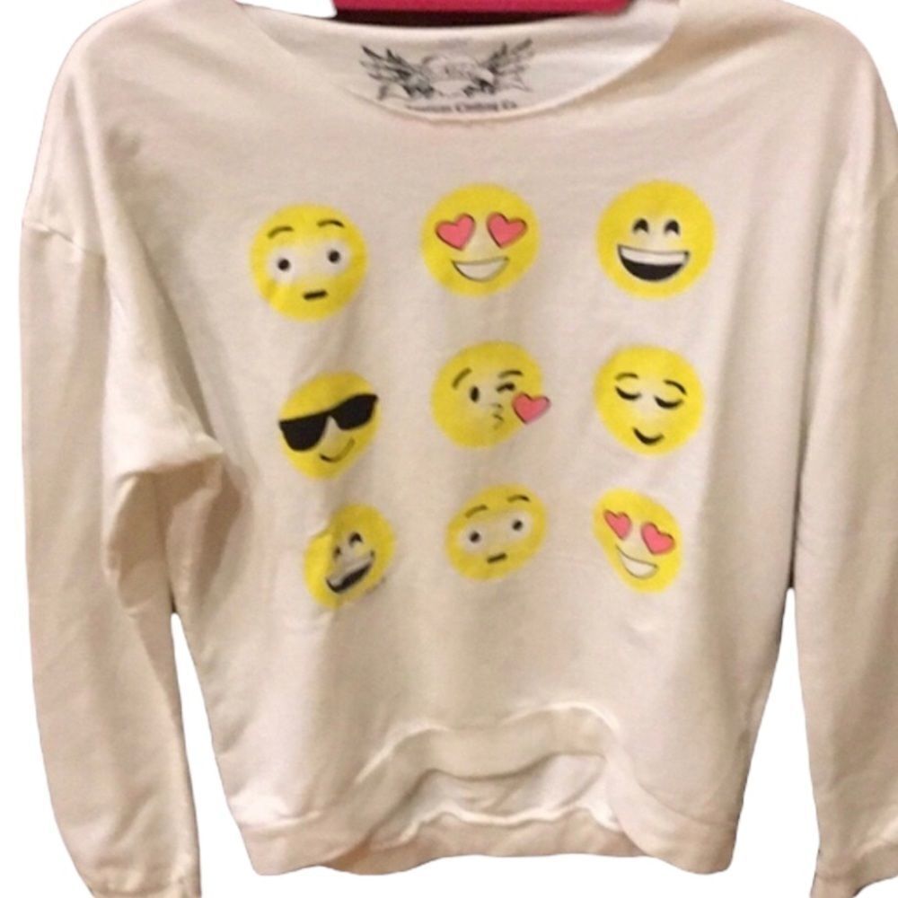 💕hp💕 So Nikki emoji sweatshirt